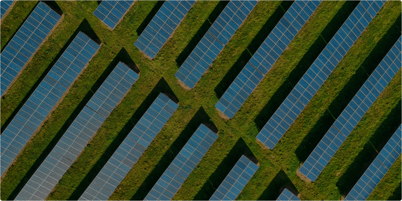 Casa con paneles solares